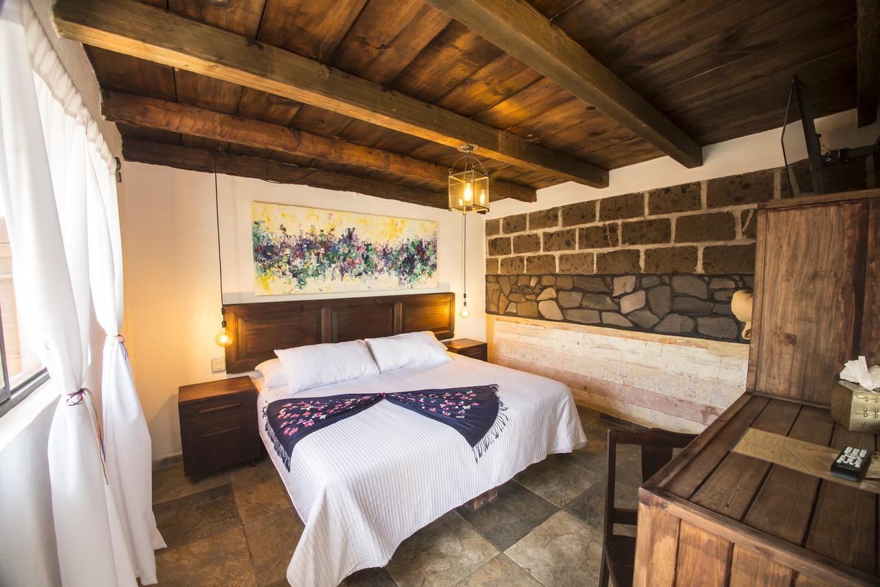 סאן מיגל דה אלנדה Hotel Petra מראה חיצוני תמונה